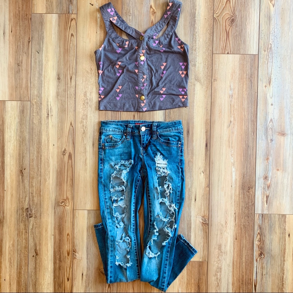 Wanna Betta Butt Jeans and dELiA Tank